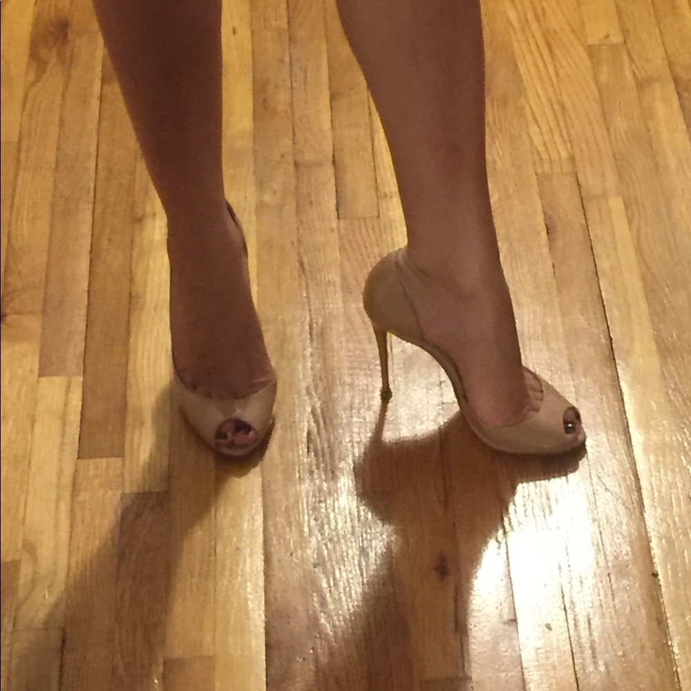 Christian louboutins heels - Picture 5 of 8
